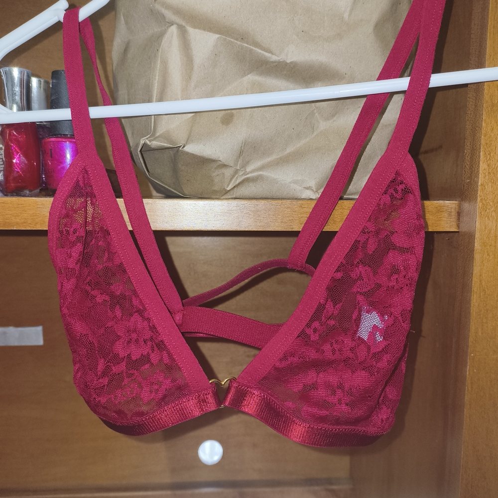 Elegant Red Lace Bralette